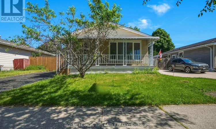 77 Renny Crescent