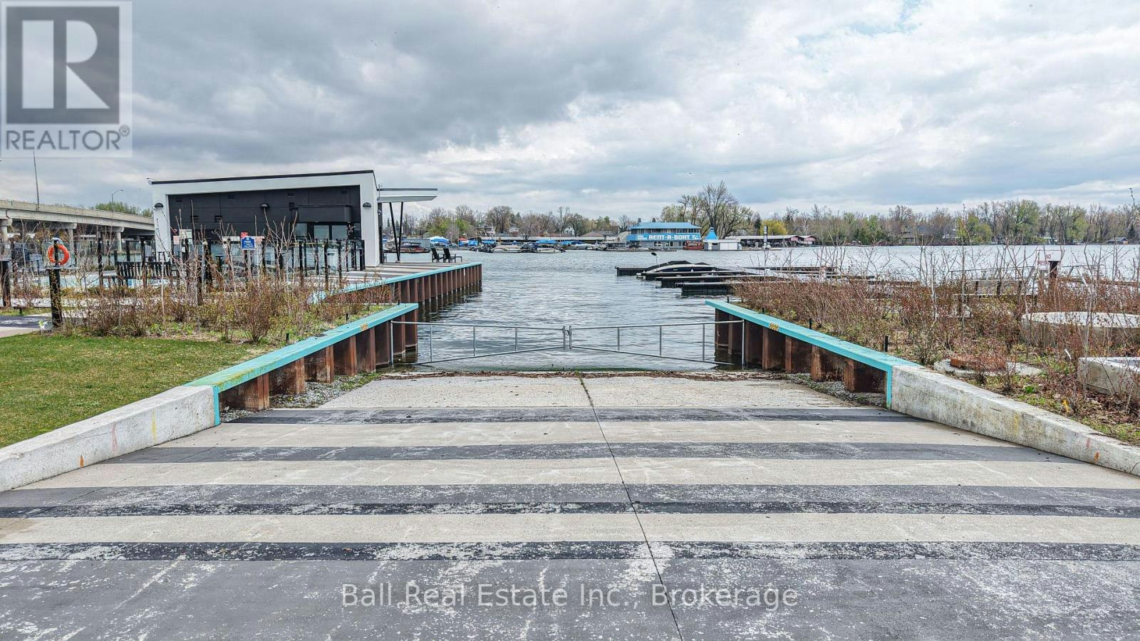 16 Mariners Pier Way, Fort Erie, ON, L3V 8P4 - 25