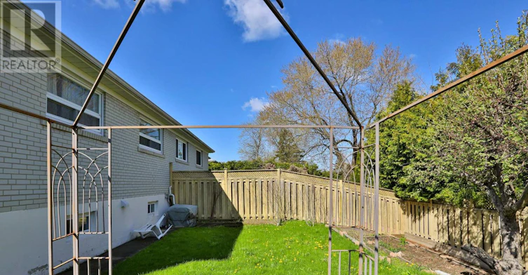 BASEMENT-168 Old Sheppard Avenue, Toronto, ON, M2J 3L9 - 15