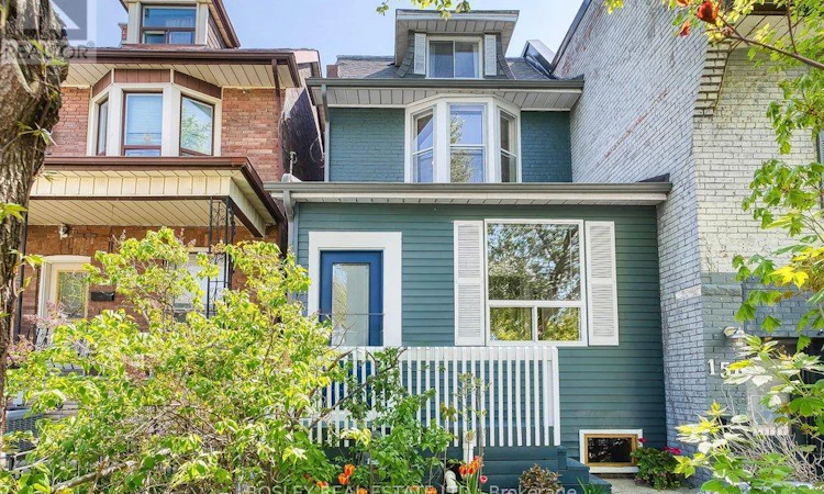 159A Gladstone Avenue