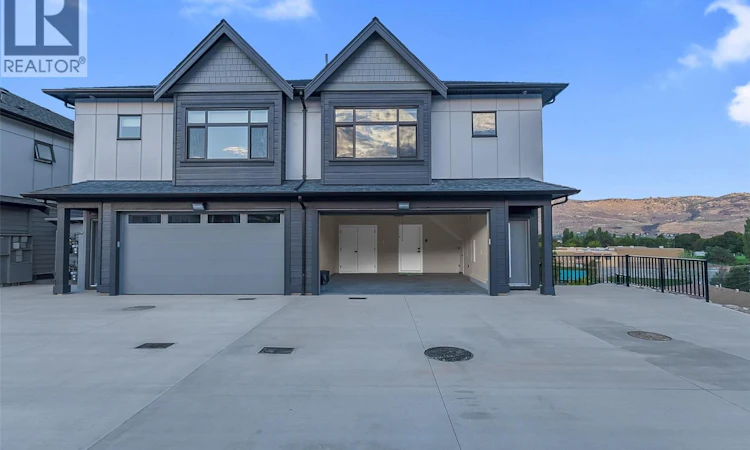 102-6811 Nighthawk Drive