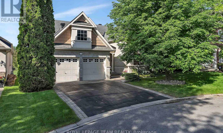 32 Silverthorn Court