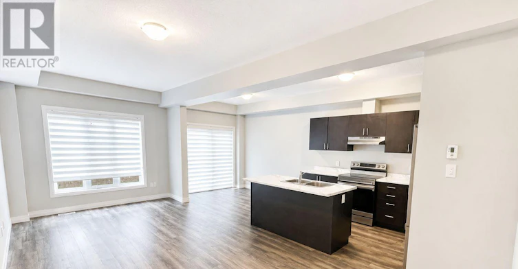 6715 Cropp Street, Niagara Falls, ON, L2E 0B7 - 6