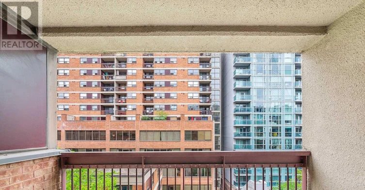 622-89 Mccaul Street, Toronto, ON, M5T 2X3 - 11