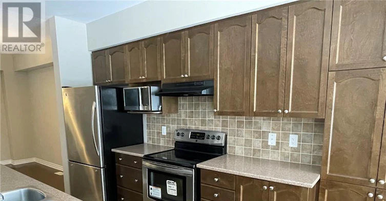 957 Fletcher Circle, Ottawa, ON, K2T 0B9 - 3