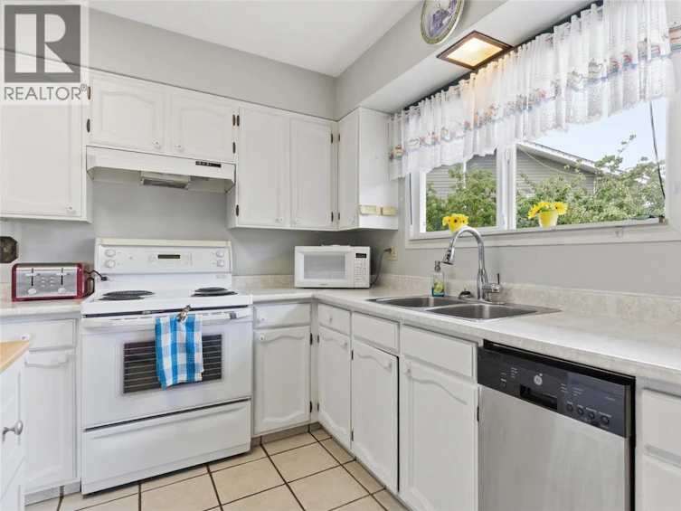 1332 Mesa Vista Drive, Ashcroft, BC, V0K 1A0 - 9