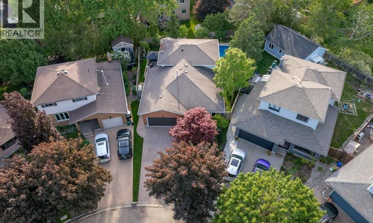 44 Windermere Court