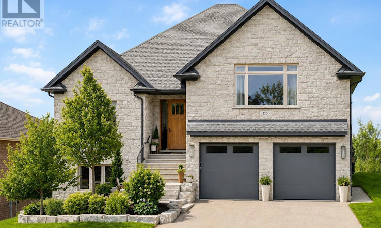 122 Ridgeview Drive