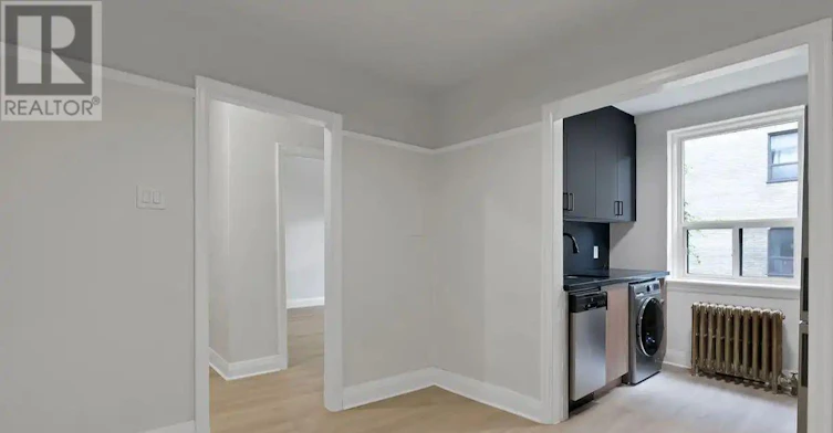 5-50 Raglan Avenue, Toronto, ON, M6C 2L1 - 25