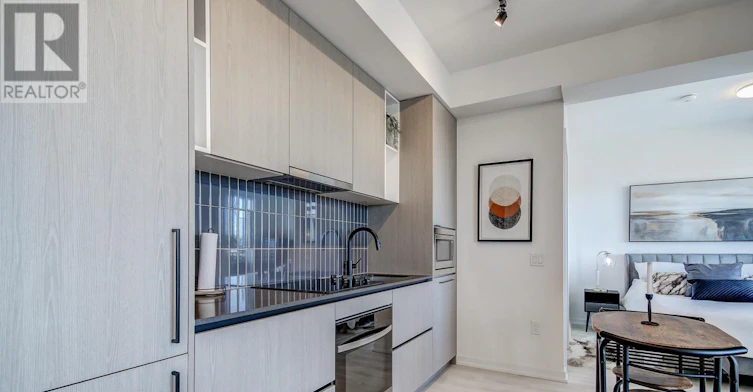 1305-1285 Dupont Street, Toronto, ON, M6H 0E3 - 4