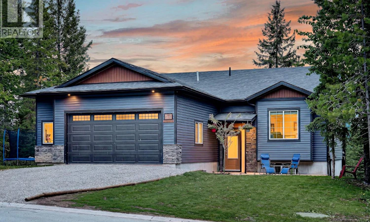 36 Driftwood Place