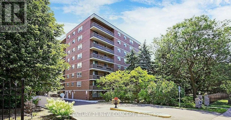 101-7451 Yonge Street, Vaughan, ON, L3T 2B4