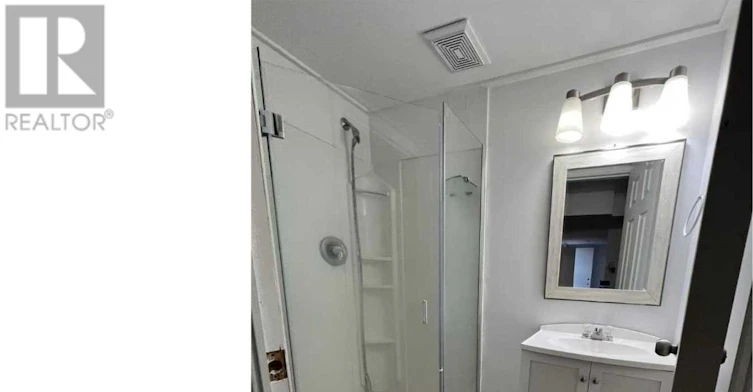 BASEMENT-36 Victor Boulevard, Hamilton, ON, L9A 2V4 - 8