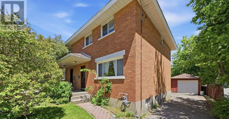 649 Westview Avenue, Ottawa, ON, K1Z 6E3