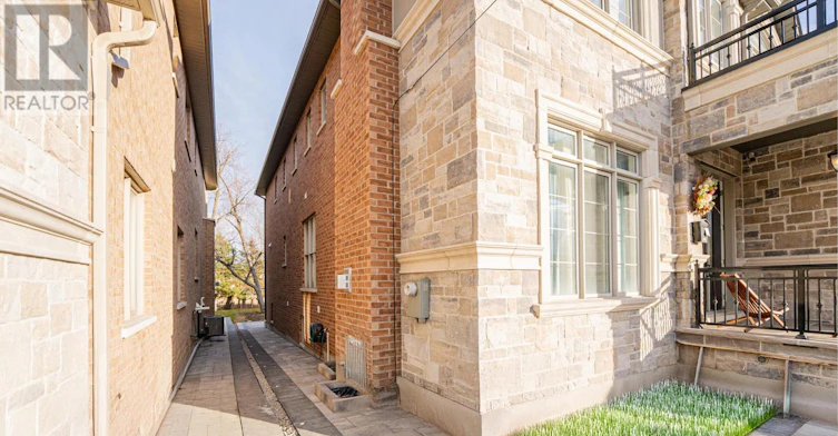 BSMT-337 Centennial Road, Toronto, ON, M1C 2A4 - 3