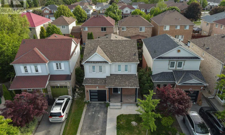 92 Charleswood Circle