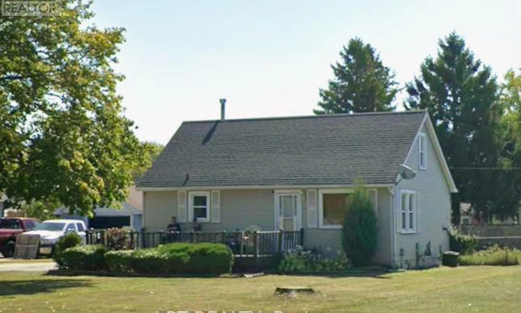 1709 Dufferin Avenue