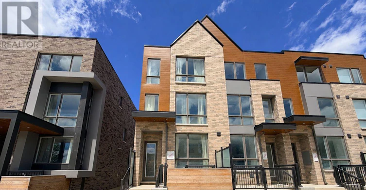 BSMT-24 Green Garden Boulevard, Toronto, ON, M6A 1N3