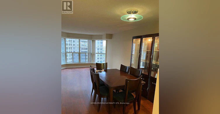 808-325 Webb Drive, Mississauga, ON, L5B 3Z9 - 2