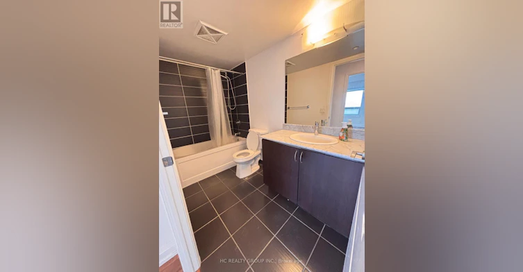 311-370 7 Highway E, Richmond Hill, ON, L4B 0C4 - 9