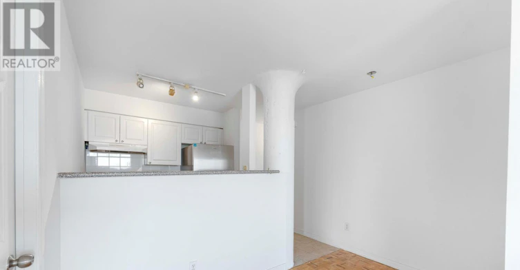 605-1401 Dupont Street, Toronto, ON, M6H 2B1 - 9