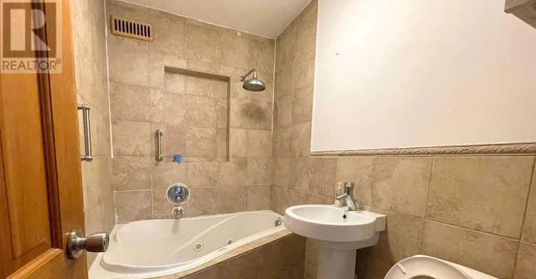 UPPER-633 Christie Street, Toronto, ON, M6G 3E6 - 9