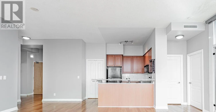 3202-220 Burnhamthorpe Road, Mississauga, ON, L5B 4N4 - 5