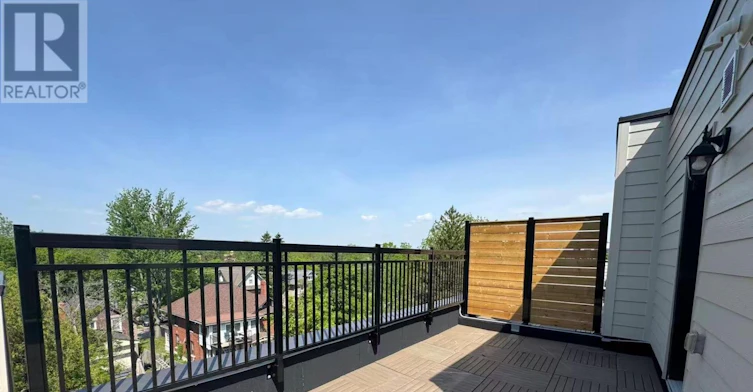 228-15100 Yonge Street N, Aurora, ON, L4G 1M2 - 11