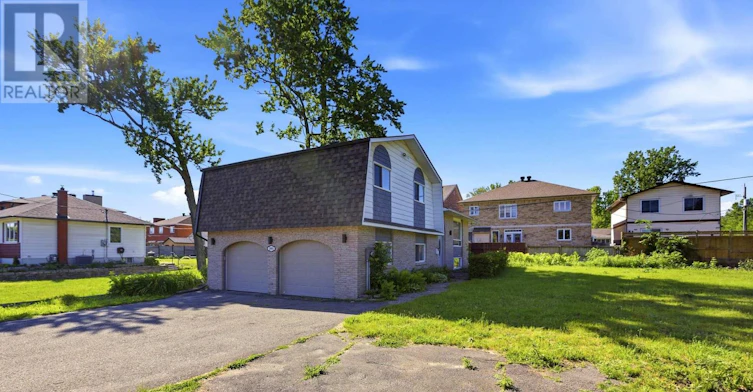 1991 Kingsdale Avenue, Ottawa, ON, K1T 1H9 - 3