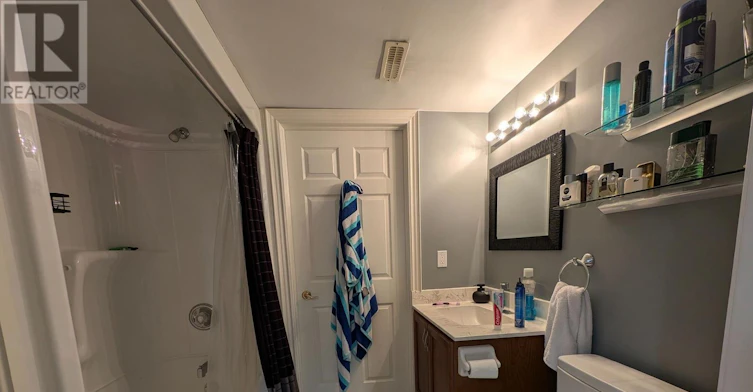 162 Golden Meadow Road N, Barrie, ON, L4N 8P2 - 16