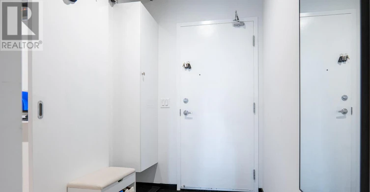 901-51 Trolley Crescent, Toronto, ON, M5A 0E9 - 3