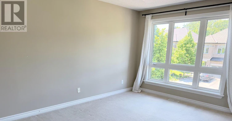 871 Fletcher Circle, Ottawa, ON, K2T 0B8 - 10