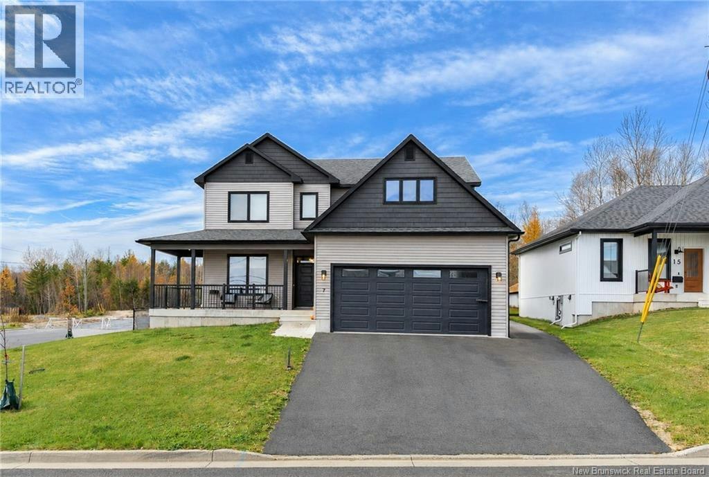 7 Aurora Street, Fredericton, NB, E3G 0L3