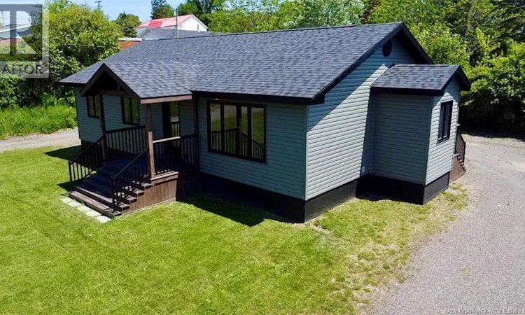 3 Hatt Crescent