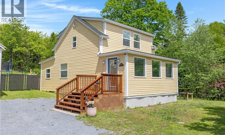 3437 Loch Lomond Road