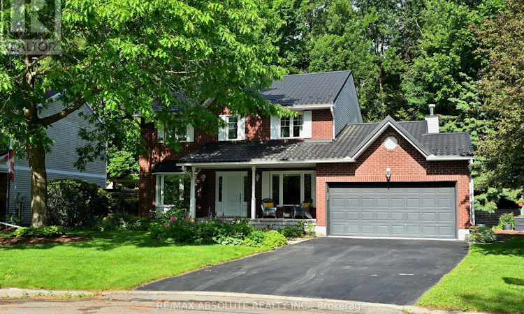 156 Tweed Crescent