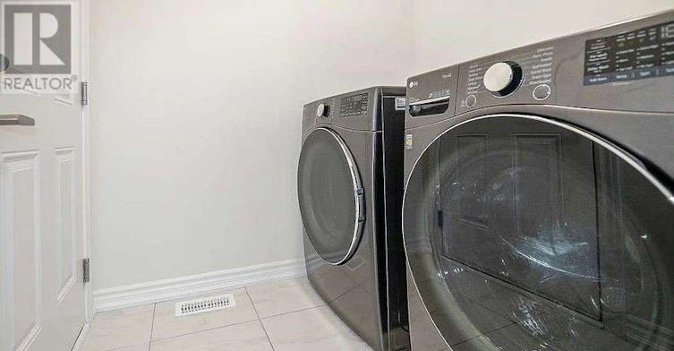 10 Explorer Way, Thorold, ON, L2V 0K1 - 11