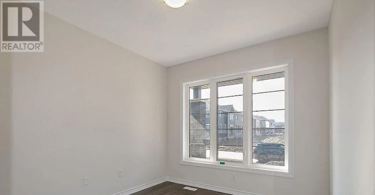 10 Explorer Way, Thorold, ON, L2V 0K1 - 3
