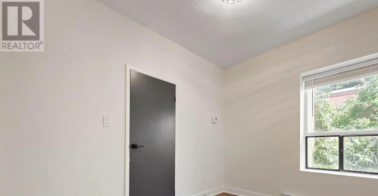 F-133 Wineva Avenue, Toronto, ON, M4E 2T3 - 21