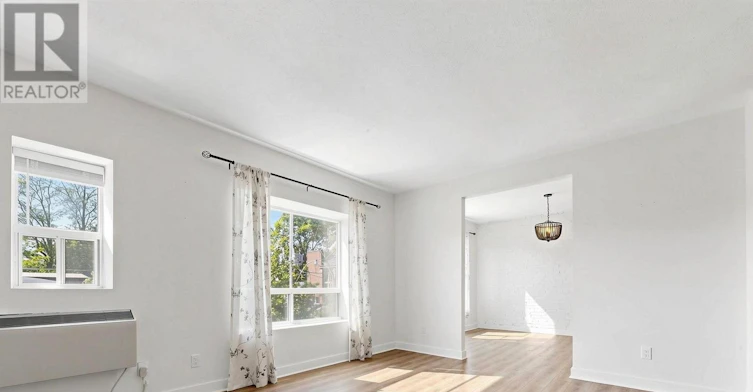 F-133 Wineva Avenue, Toronto, ON, M4E 2T3 - 2