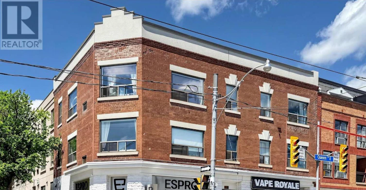 F-133 Wineva Avenue, Toronto, ON, M4E 2T3 - 25