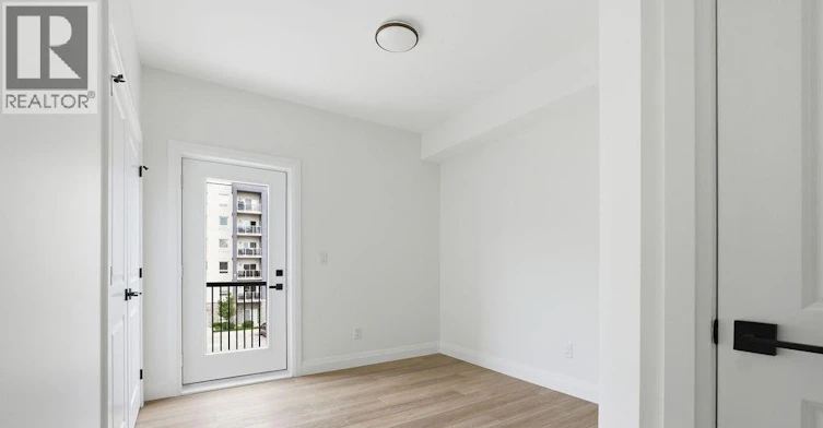 203-133 Laird Avenue, Essex, ON, N8M 1S4 - 7