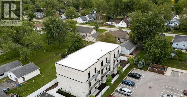 203-133 Laird Avenue, Essex, ON, N8M 1S4 - 2