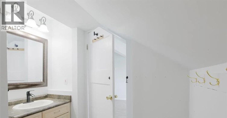 UPPER-1453 Marentette, Windsor, ON, N8X 4E2 - 16