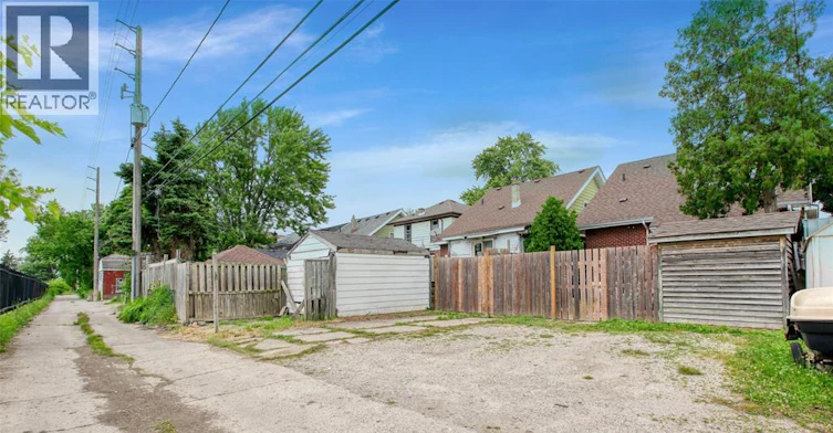 UPPER-1453 Marentette, Windsor, ON, N8X 4E2 - 5
