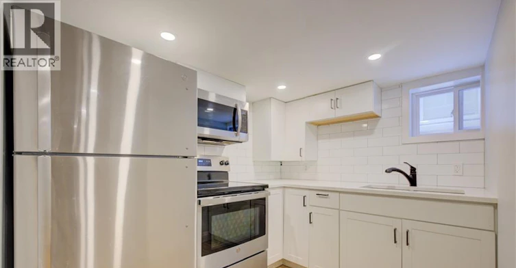 Basement-21 Fairview Avenue, Kitchener, ON, N2H 3E7 - 9