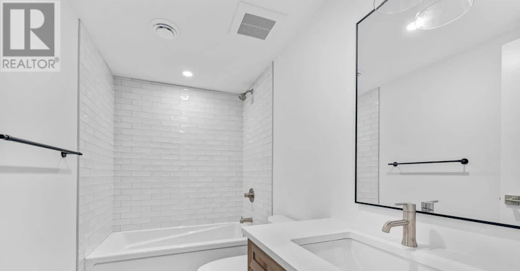 2-885 Somerset Street W, Ottawa, ON, K1R 6R6 - 5