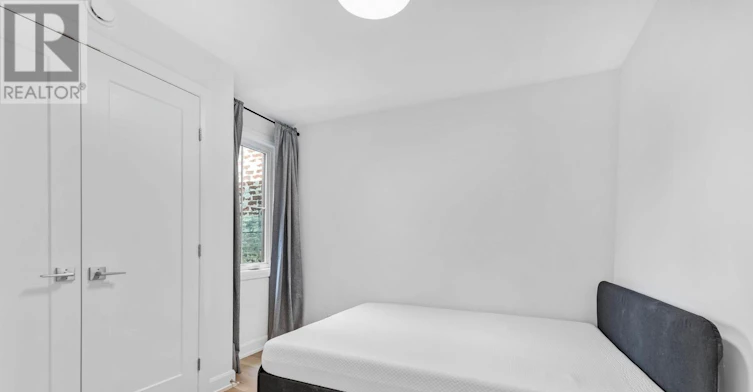 2-885 Somerset Street W, Ottawa, ON, K1R 6R6 - 6