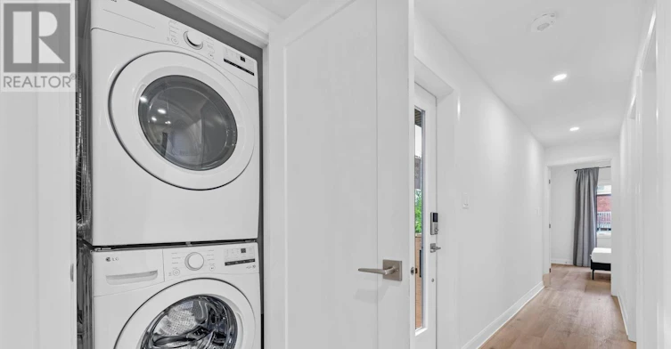 2-885 Somerset Street W, Ottawa, ON, K1R 6R6 - 4
