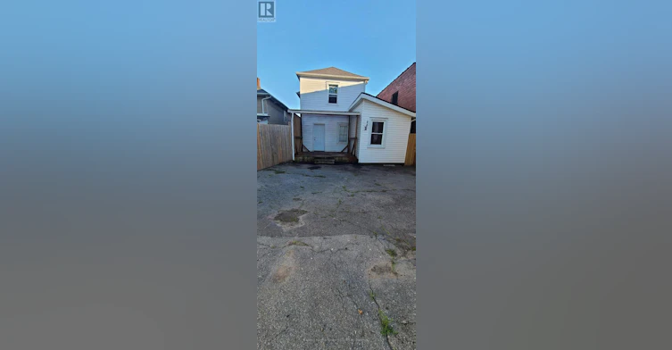 14 Albert Street, Welland, ON, L3B 4L2 - 11